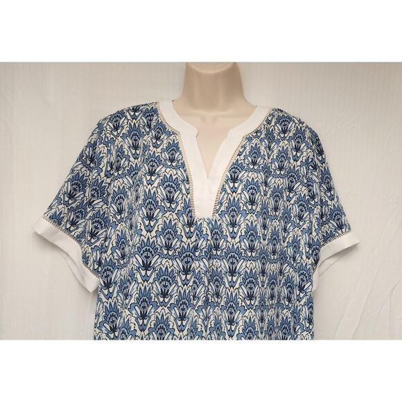 Cato Notched V-Neck Chiffon Pleated Blue & White Short Sleeve Floral Top 18/20W - Picture 5 of 6